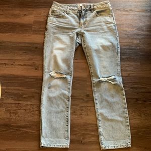 Cabi NWOT  100% boyfriend Jeans